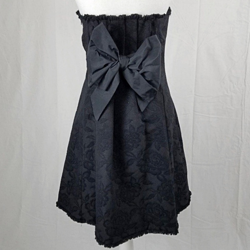 ⚠️CCO SALE⚠️ BCBG Strapless Black Shimmer A-line 4